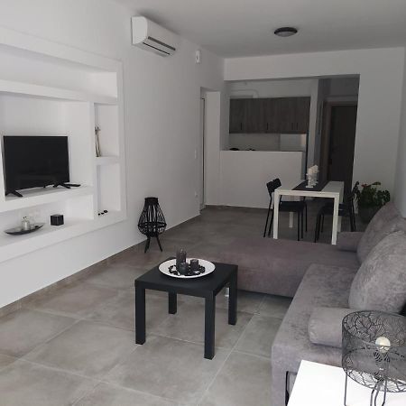 Estia - Brand New Apartment In Ermioni Village Ngoại thất bức ảnh